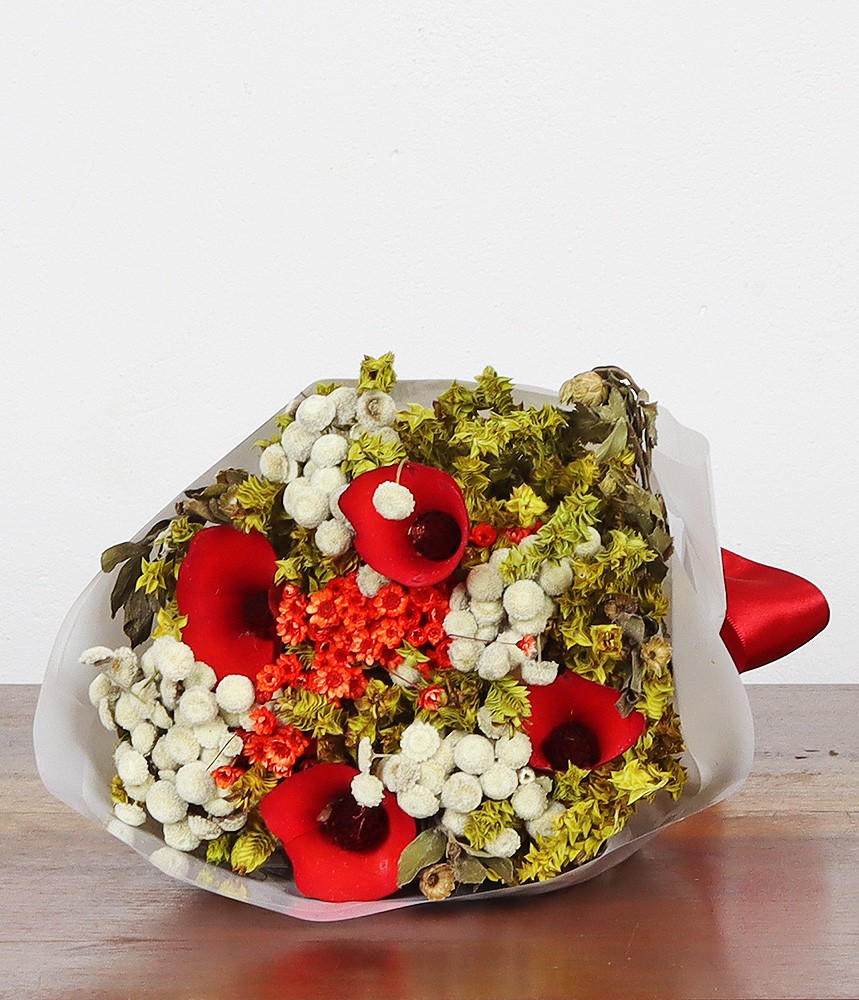 Buquê com flores naturais Secas - Vermelho