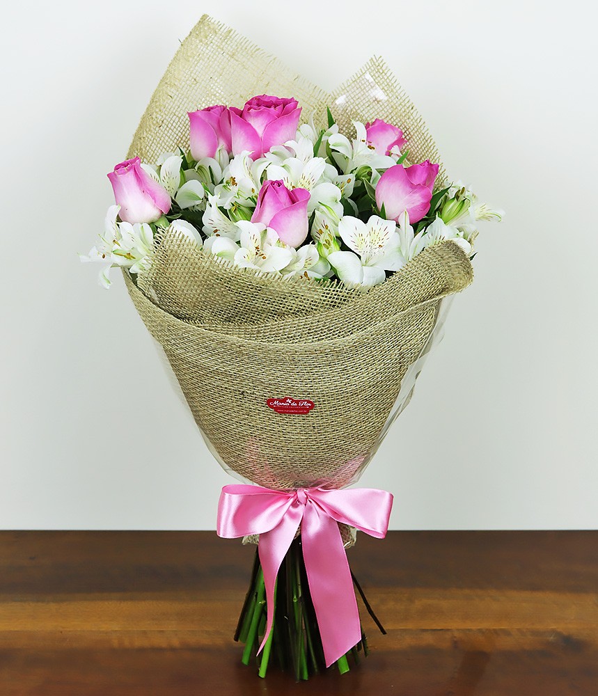 Buquê de rosas e alstroemérias - Romântico Chic Pink